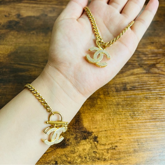 Reserved 18K Plated Gold Chanel Women jewelry Chain Necklace Bracelet Earrings - Picture 4 of 16